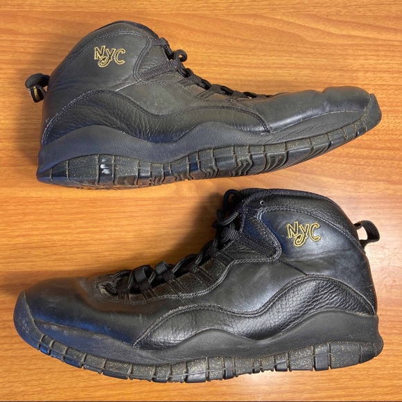 Jordan 10 NYC - Picture 2 of 9